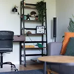 Przewoz Charming Nest By Bookinghost شقة