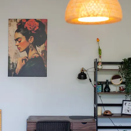 Apartamento Przewóz Charming Nest By Bookinghost *