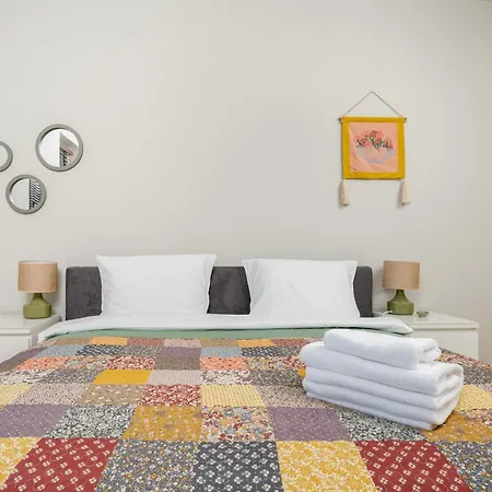 Apartamento Przewóz Charming Nest By Bookinghost