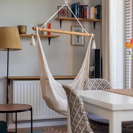 Przewóz Charming Nest By Bookinghost *